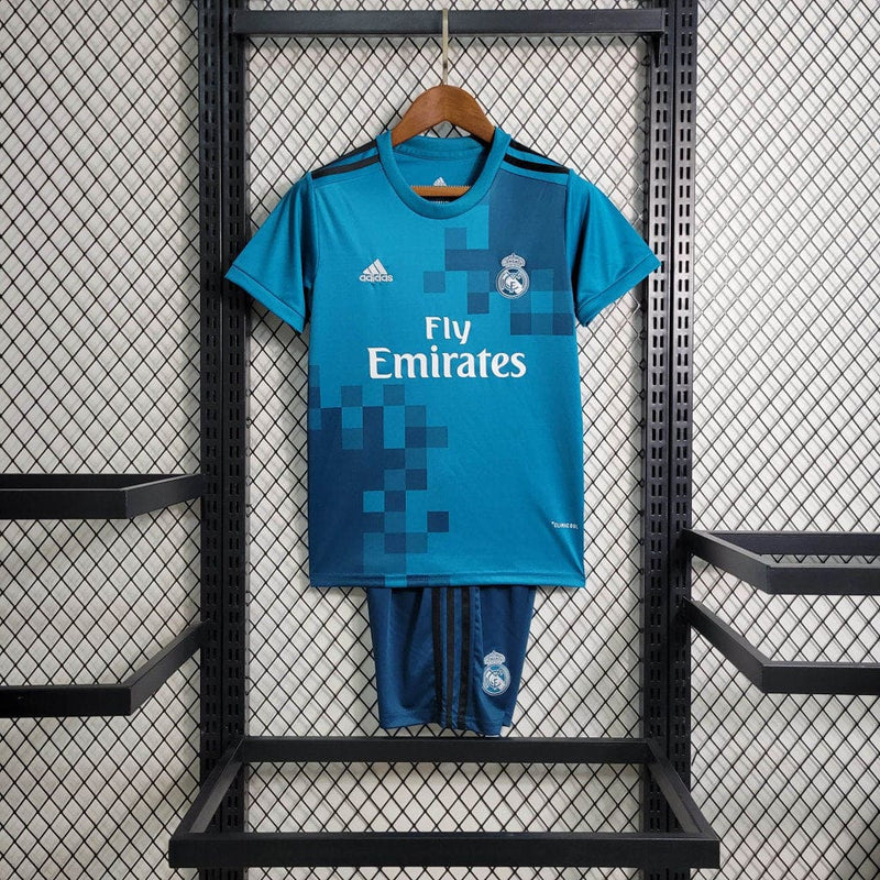 Conjunto infantil Retro Real Madrid 17/18