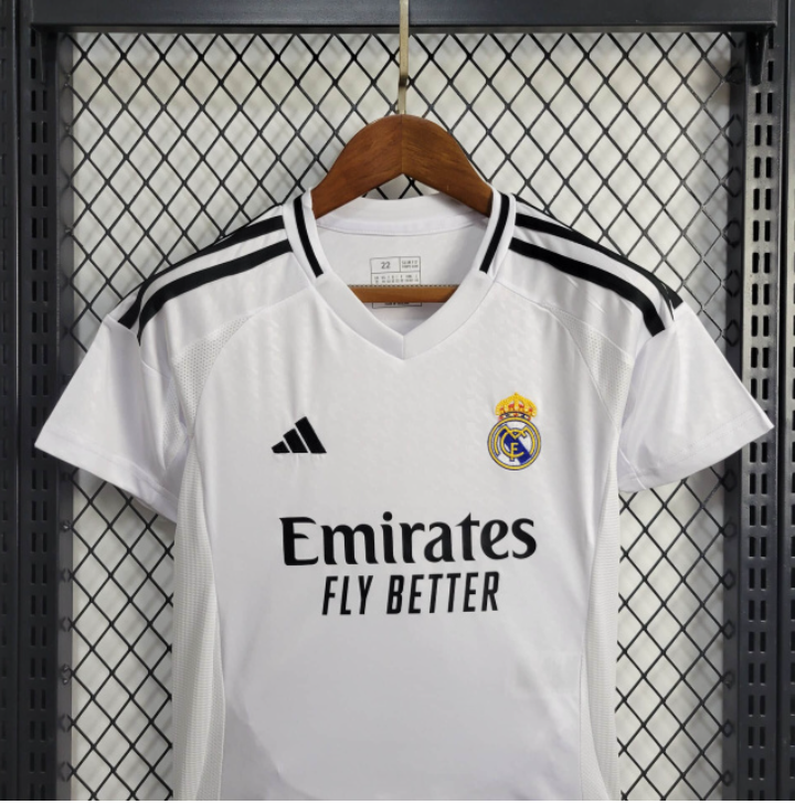 Conjunto infantil Real Madrid Primero 24/25