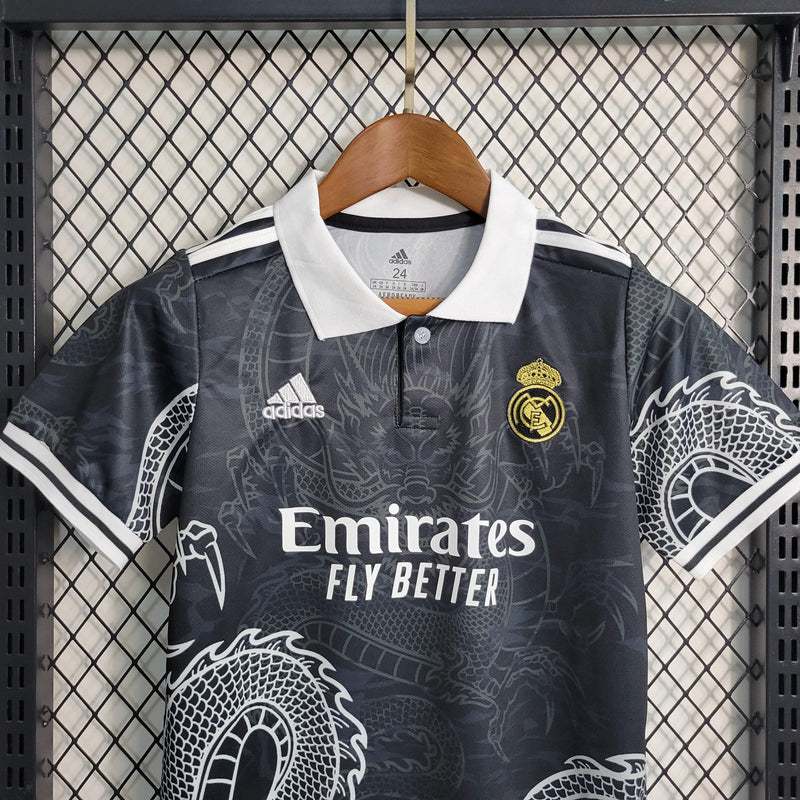 Conjunto infantil Real Madrid Edición especial negro 23/24