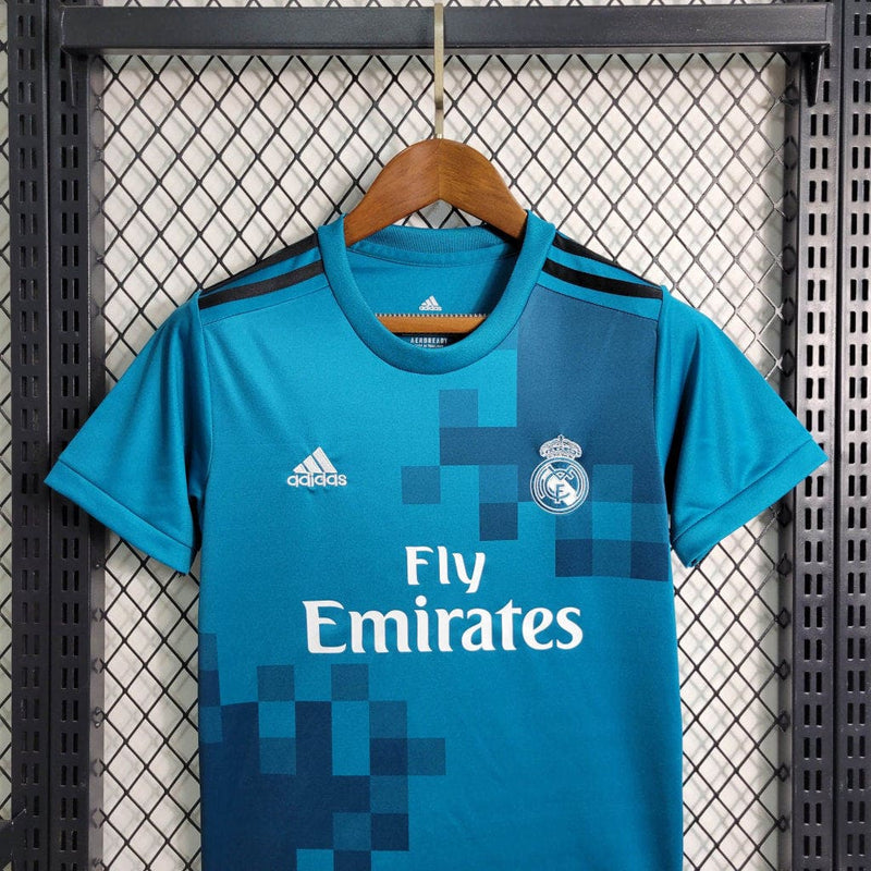 Conjunto infantil Retro Real Madrid 17/18