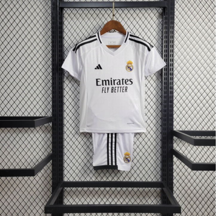 Conjunto infantil Real Madrid Primero 24/25